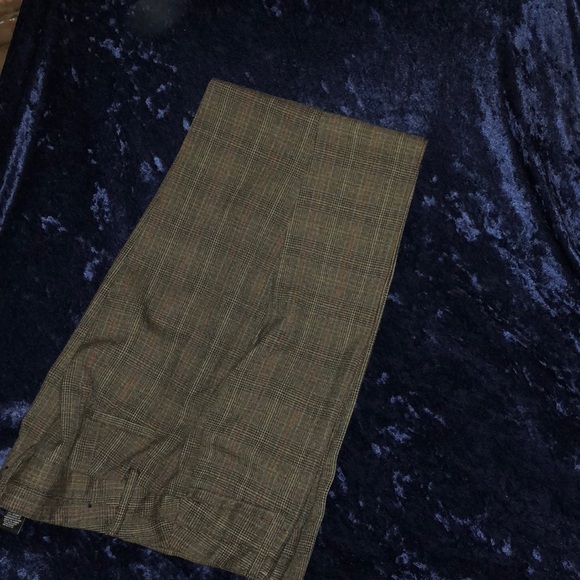 The perfect slacks. - Picture 2 of 2